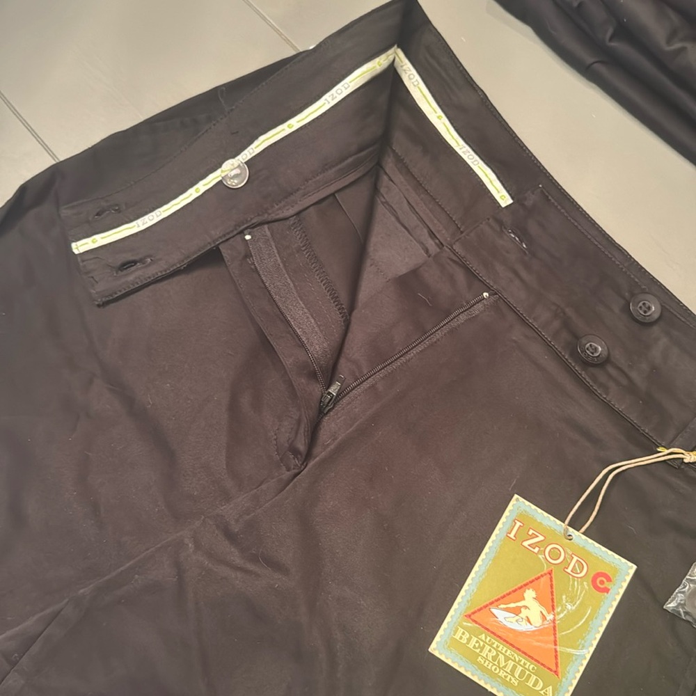 IZOD Bermuda Shorts black various sizes 2,10,12& 14 - Picture 6 of 9